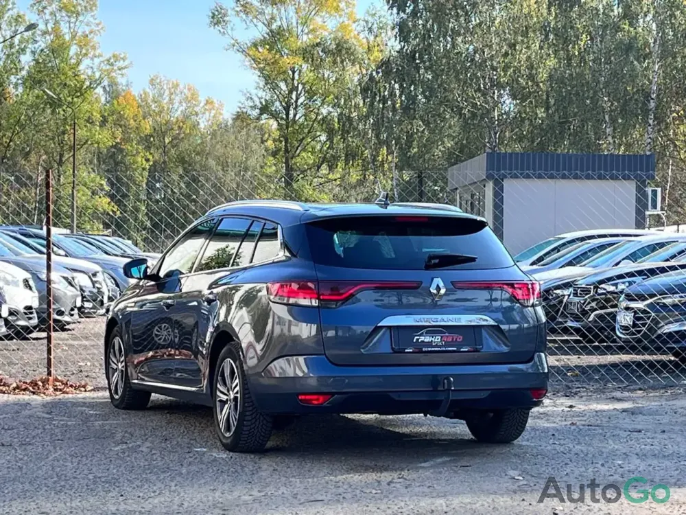 Продажа Renault Megane IV Рестайлинг, 2022г., Кобрин Кобрин - изображение 3