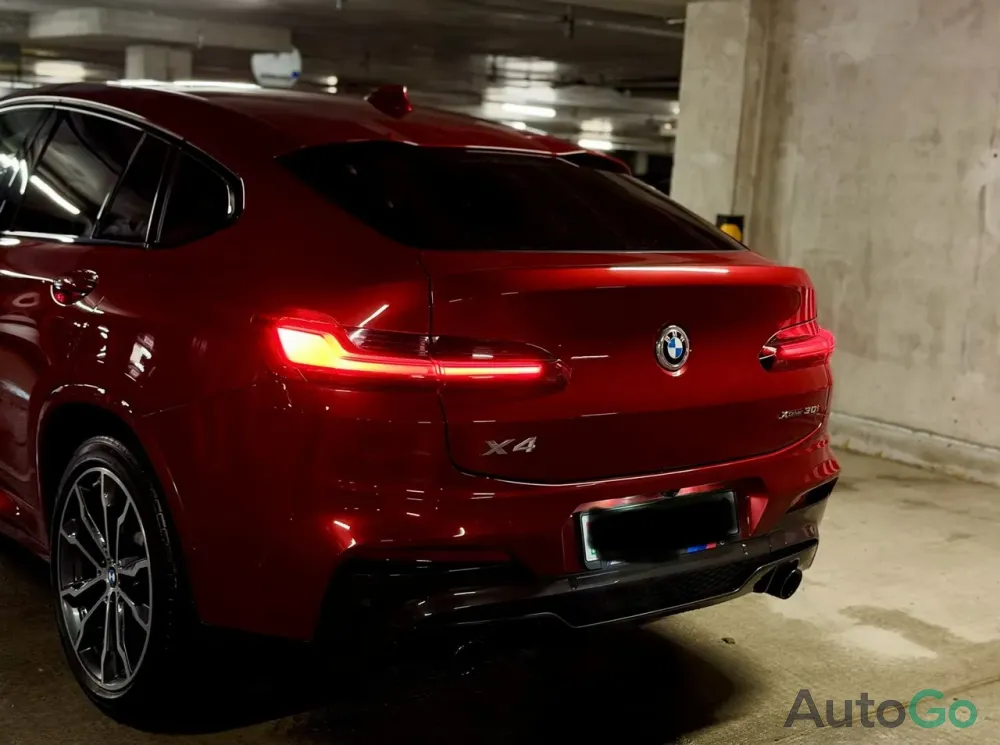  X4 (G02)