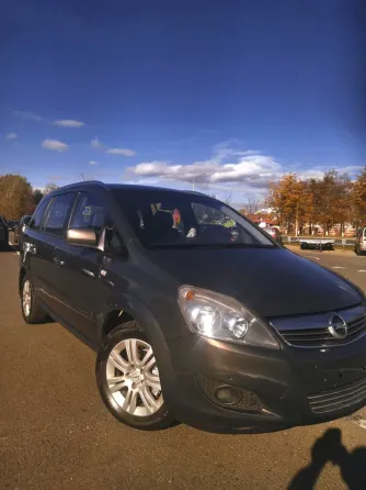 Продажа Opel Zafira (B) Рестайлинг, 2013 г., Бобруйск Бобруйск