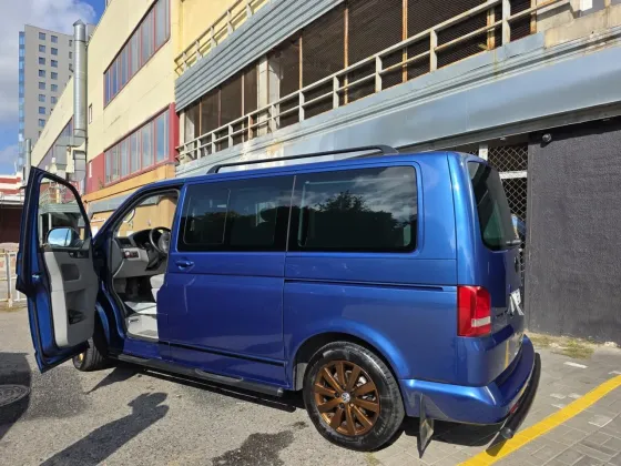 Продажа Volkswagen Multivan (T5) Рестайлинг, 2012 г., Минск Минск