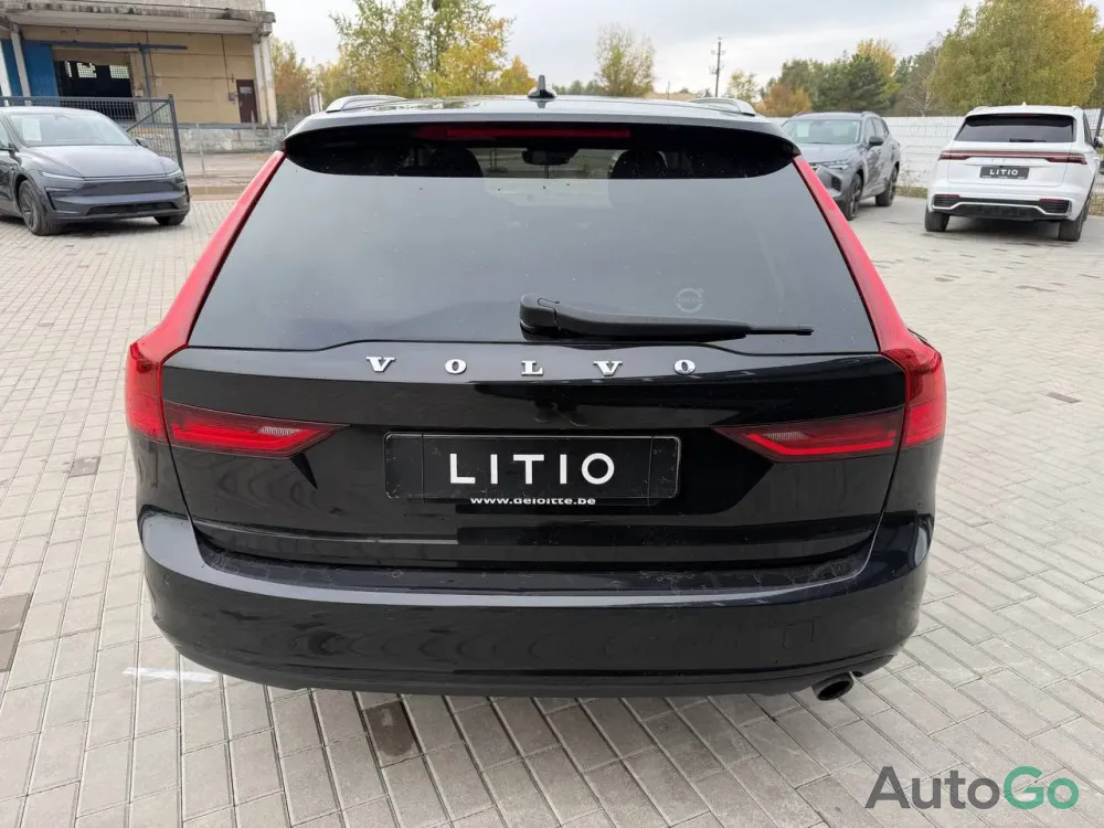  V90 (II)