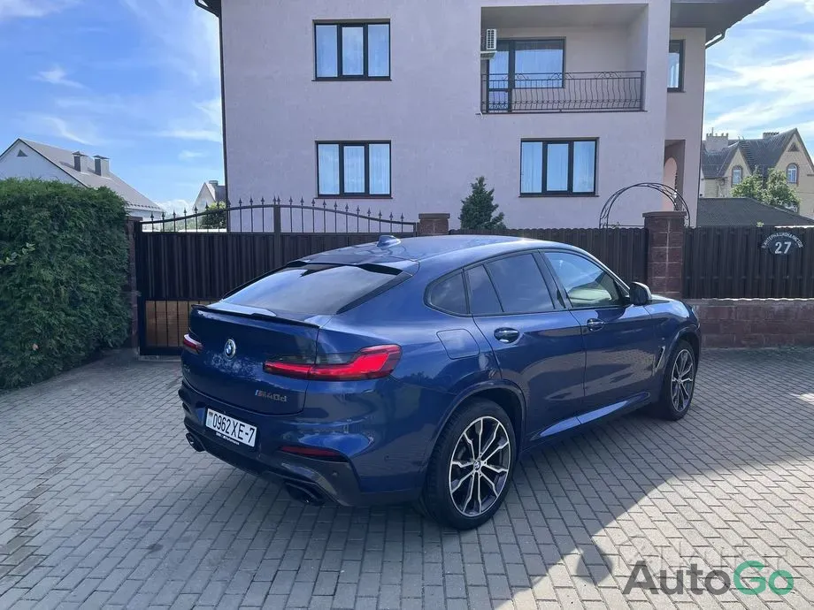  X4 II (G02)