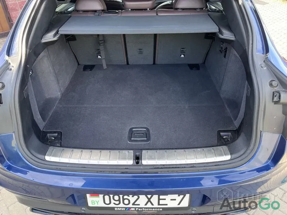 X4 II (G02)