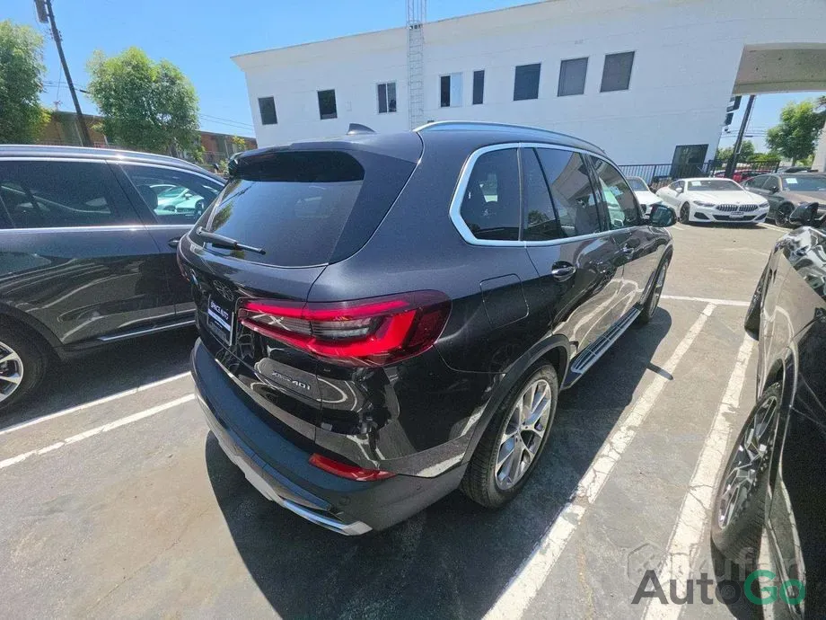  X5 IV (G05)