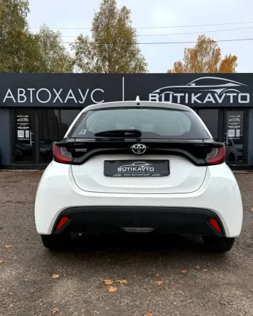 Продажа Toyota Yaris IV (XP210), 2022 г., Брест Брест