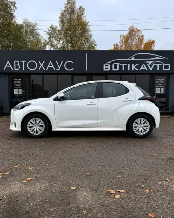 Продажа Toyota Yaris IV (XP210), 2022 г., Брест Брест