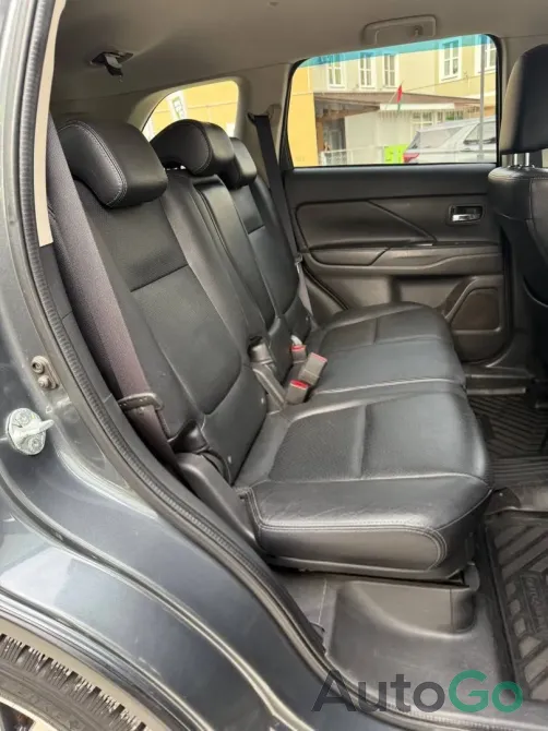 Продажа Mitsubishi Outlander III Рестайлинг 2, 2017 г., Борисов Борисов - изображение 12