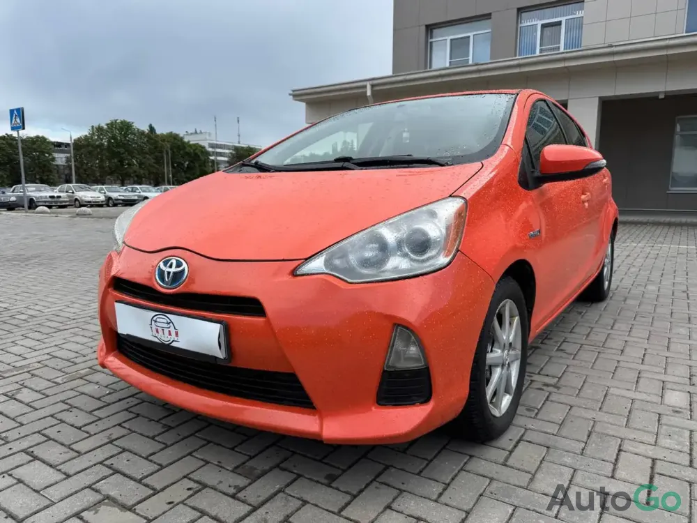  Prius c I