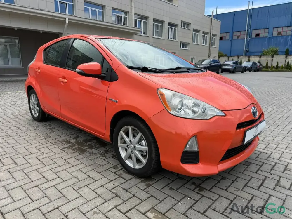  Prius c I