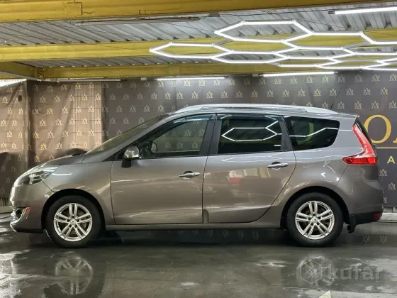 Продажа Renault Grand Scenic III, 2012 г., Брест Брест