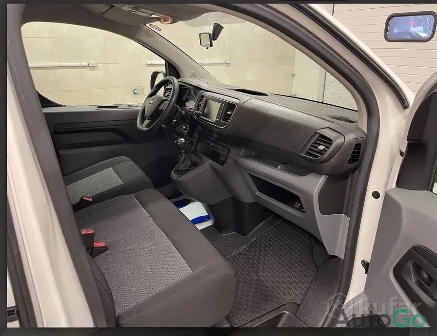  Zafira Life I