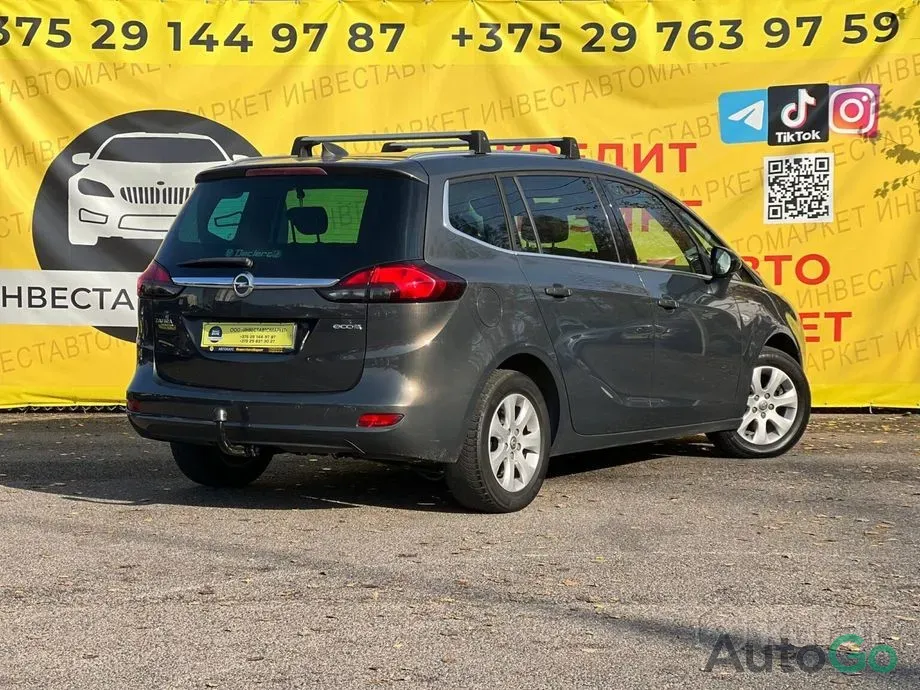  Zafira C