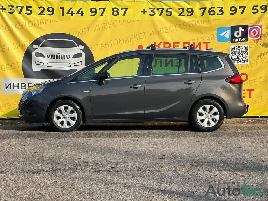  Zafira C