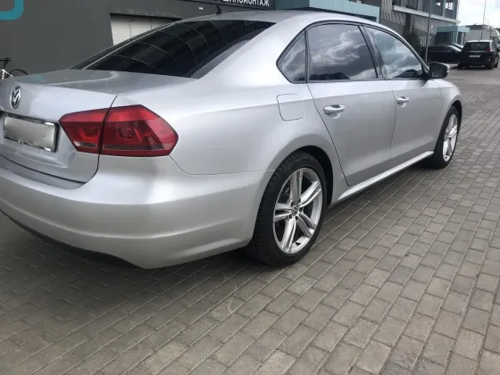 Продажа Volkswagen Passat (B7), 2013 г., Минск Минск