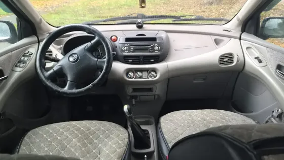 Продажа Nissan Almera Tino I, 2001г., Мозырь Мозырь