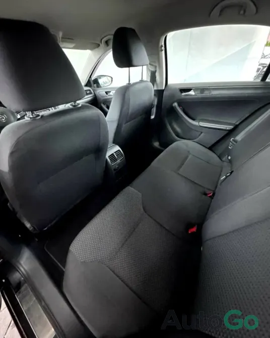 Продажа Volkswagen Jetta (VI) Рестайлинг, 2014 г., Лида Лида - изображение 12