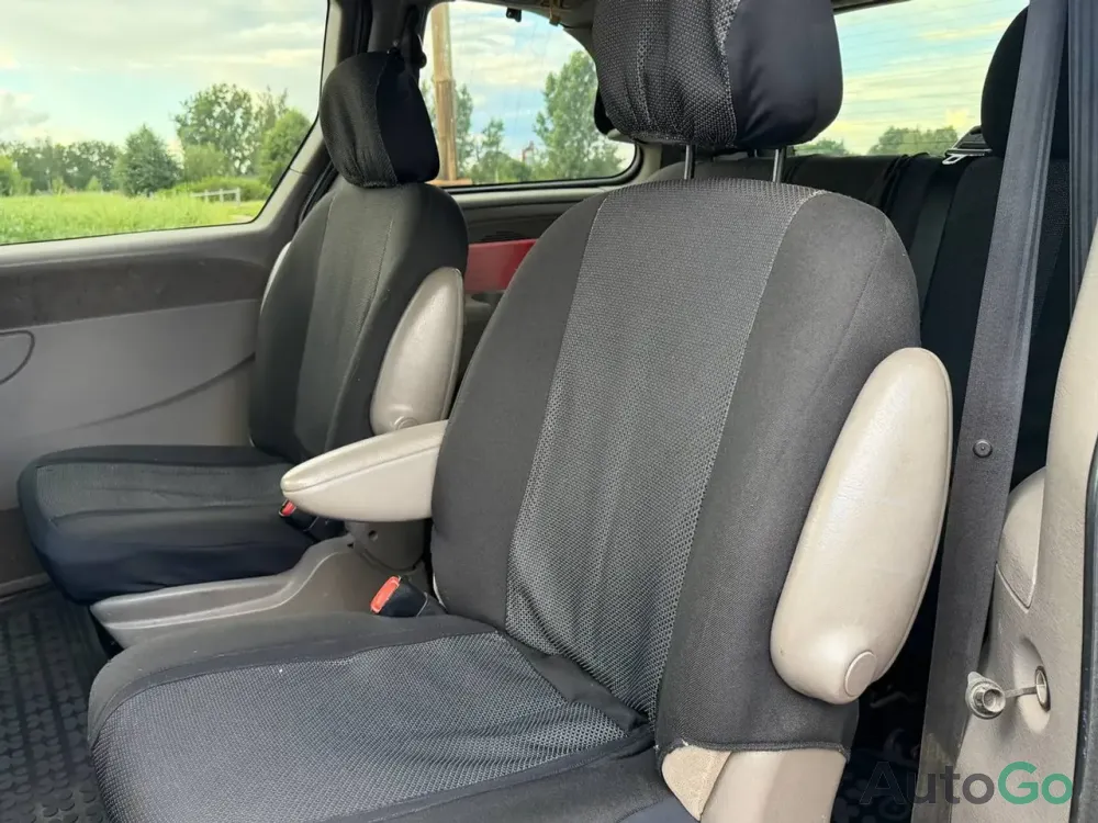 Продажа Chrysler Voyager IV, 2002г., Клецк Клецк - изображение 9