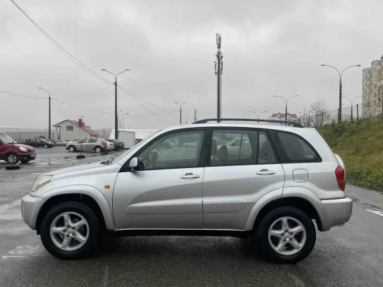 Продажа Toyota RAV4 II Рестайлинг, 2003 г., Минск Минск