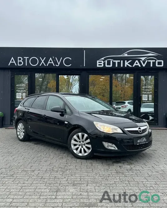 Продажа Opel Astra J, 2010г., Барановичи Барановичи - изображение 1