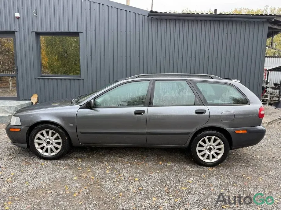 Продажа Volvo V40 I Рестайлинг, 2001 г., Барановичи Барановичи - изображение 7