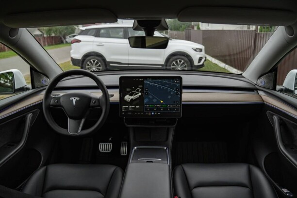 Продажа Tesla Model Y I, 2022 г. в Минске Минск - изображение 8