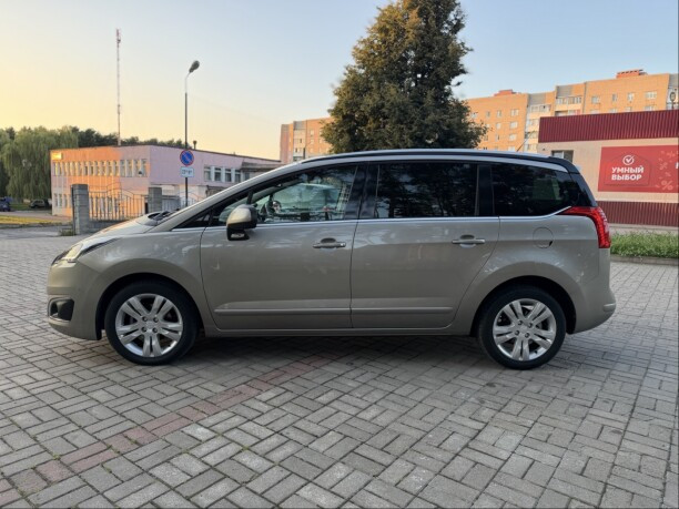 Продажа Peugeot 5008 I · Рестайлинг, 7 мест, 2014 г. в Орше Орша - изображение 4