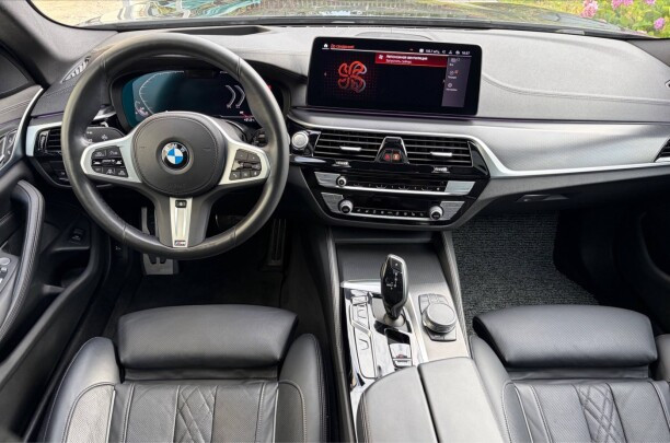 Продажа BMW 5 серия G30, G31 · Рестайлинг, 2023 г. в Минске Минск - изображение 3