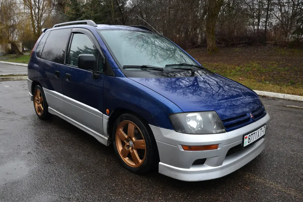 Продажа Mitsubishi Space Runner II, 2000г., Минск Минск - изображение 1