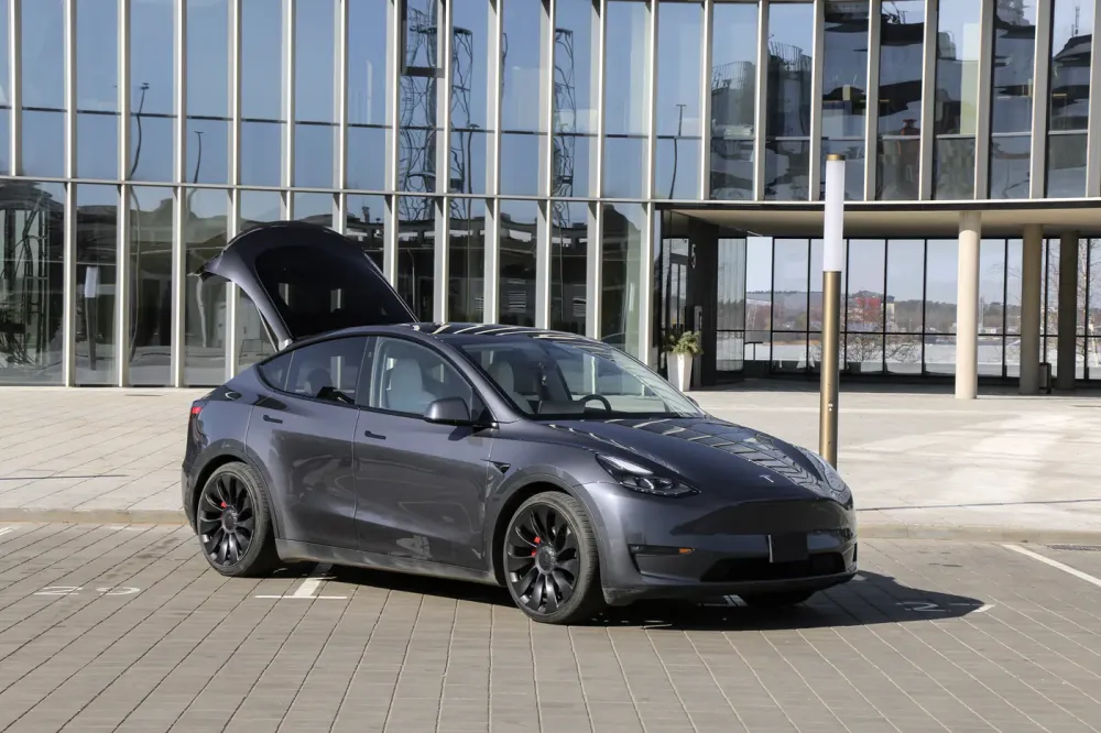 Продажа Tesla Model Y I, 2023г., Минск Минск - изображение 7