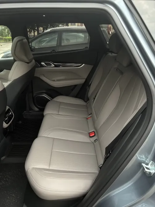 Продажа Geely Boyue L I Рестайлинг 2, 2026г., Солигорск Солигорск - изображение 14