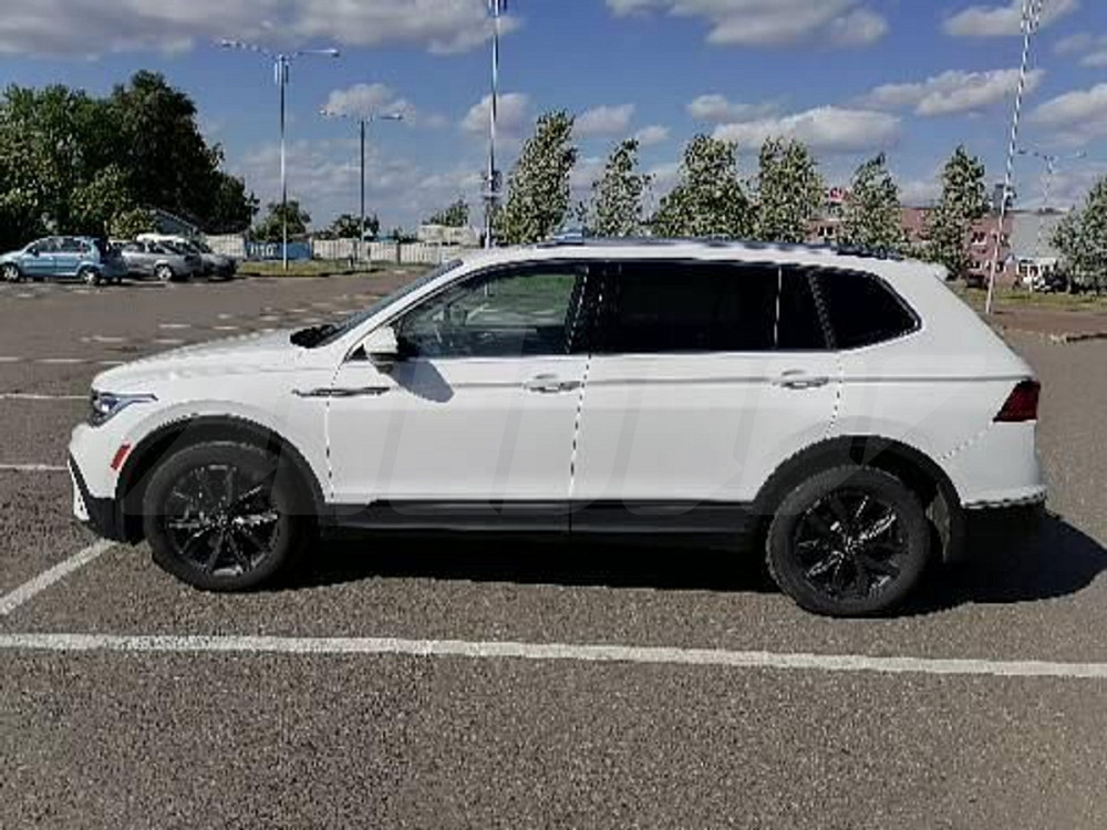 Продажа Volkswagen Tiguan II Рестайлинг, 2022г., Молодечно Молодечно - изображение 6