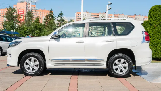 Продажа Toyota Land Cruiser Prado 150 Series Рестайлинг 2, 2019г., Минск Минск
