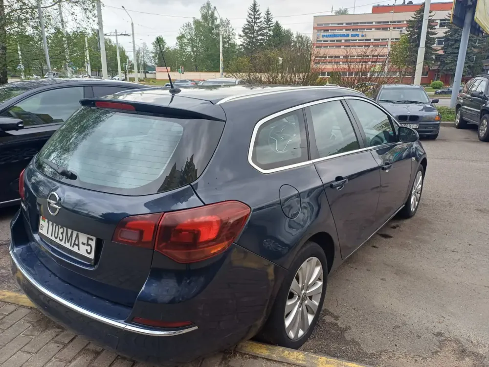 Продажа Opel Astra J, 2011г., Минск Минск - изображение 9