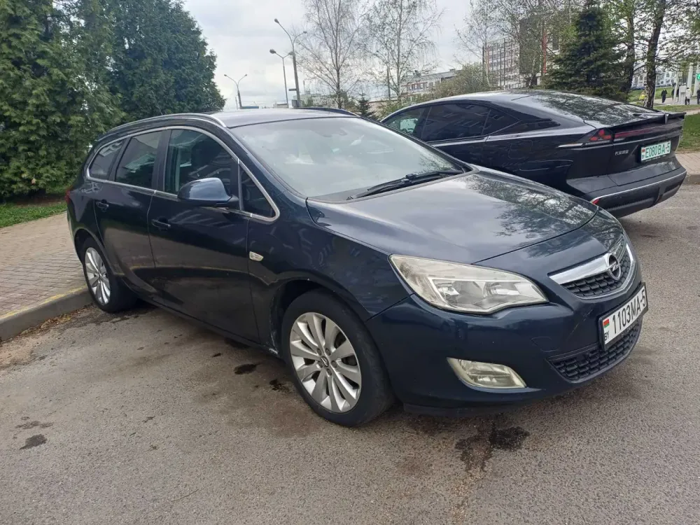 Продажа Opel Astra J, 2011г., Минск Минск - изображение 13