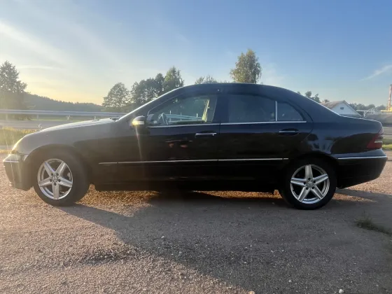 Продажа Mercedes-Benz C-klasse II (W203), 2001г., Логойск Логойск