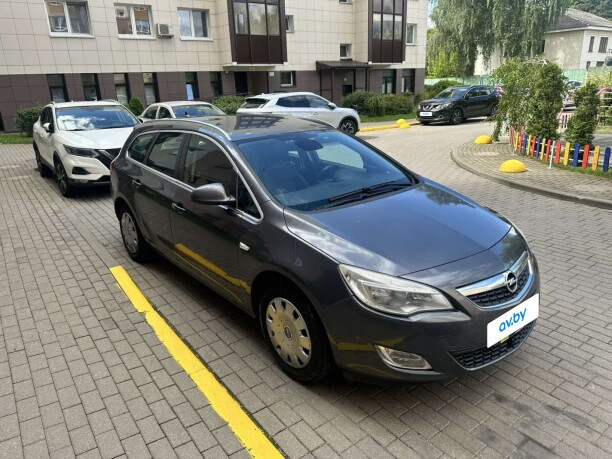 Продажа Opel Astra J, 2011 г. в Минске Минск - изображение 3