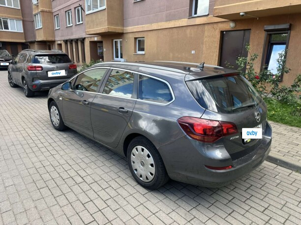 Продажа Opel Astra J, 2011 г. в Минске Минск - изображение 4