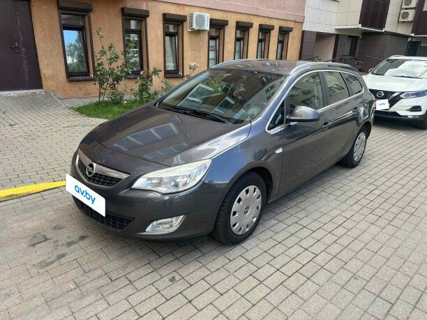 Продажа Opel Astra J, 2011 г. в Минске Минск - изображение 1
