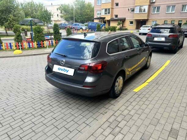 Продажа Opel Astra J, 2011 г. в Минске Минск - изображение 5