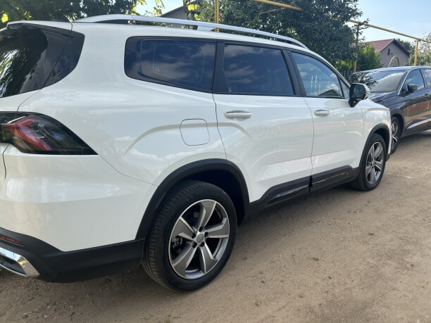 Продажа Geely Haoyue L I, 7 мест, 2022 г. в Солигорске Солигорск - изображение 1