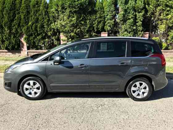 Продажа Peugeot 5008 I · Рестайлинг, 7 мест, 2016 г. в Минске Минск