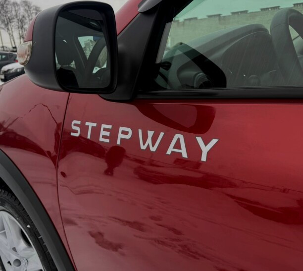 Продажа Renault Logan Stepway, 2019 г. в Минске Минск - изображение 6