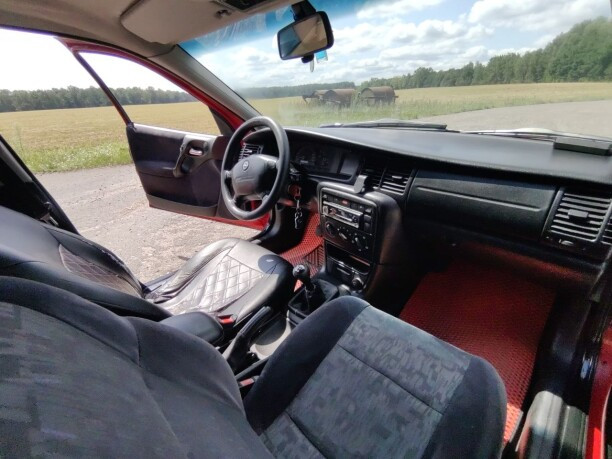 Продажа Opel Vectra B · Рестайлинг, 1999 г. в Малорите Малорита - изображение 8