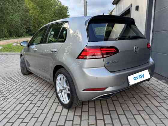 Продажа Volkswagen e-Golf VII · Рестайлинг, 2017 г. в Минске Минск