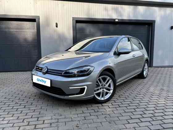 Продажа Volkswagen e-Golf VII · Рестайлинг, 2017 г. в Минске Минск