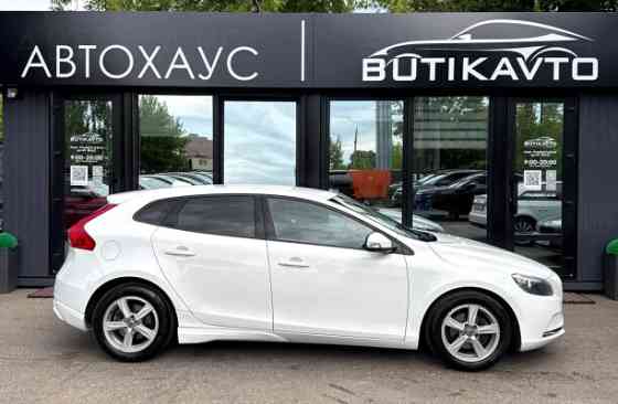 Продажа Volvo V40 II, 2013 г. в Лиде Лида