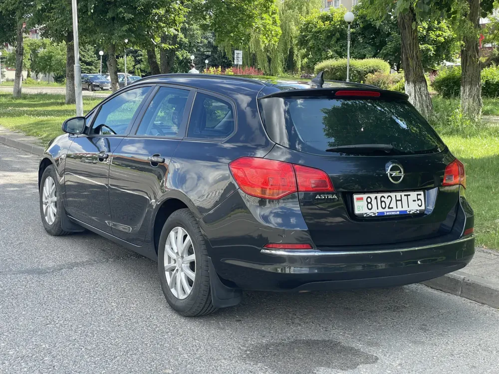 Продажа Opel Astra J Рестайлинг, 2015г., Минск Минск - изображение 7