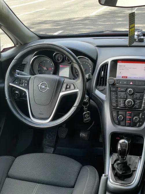 Продажа Opel Astra J Рестайлинг, 2015г., Минск Минск - изображение 8