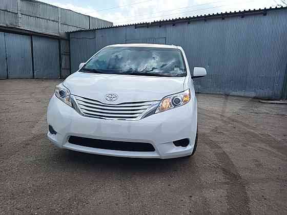 Продажа Toyota Sienna III Рестайлинг, 2017г., Витебск Витебск