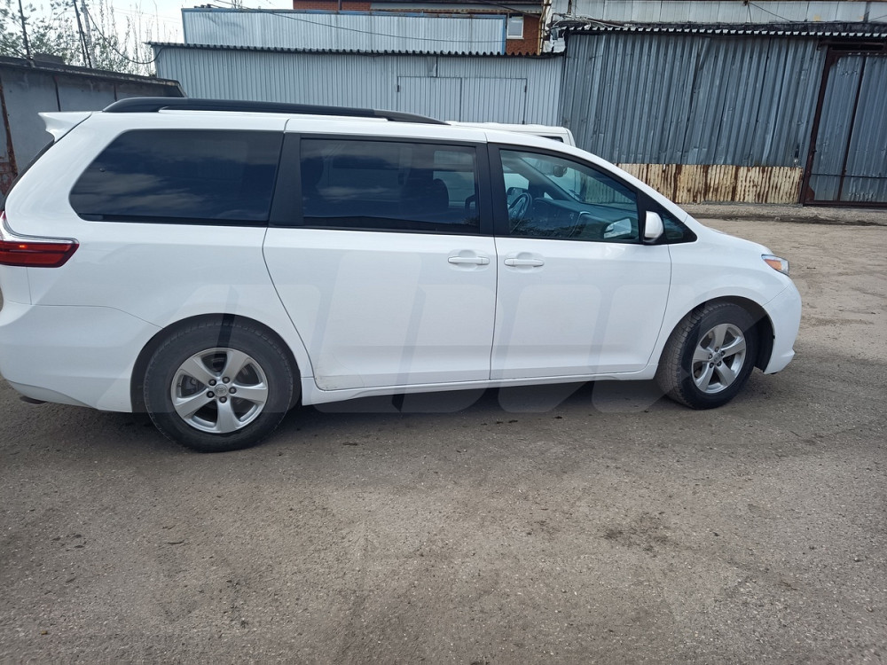 Продажа Toyota Sienna III Рестайлинг, 2017г., Витебск Витебск - изображение 7